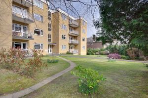 Front External- click for photo gallery